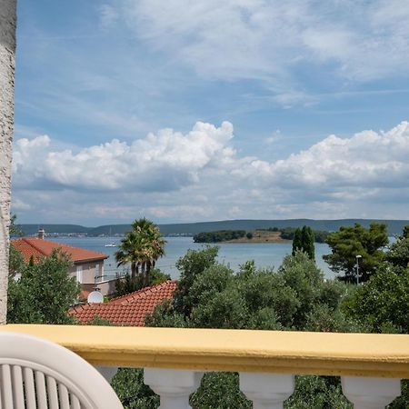 Apartments And Rooms By The Sea Mrljane, Pasman - 327 Neviđane Dış mekan fotoğraf